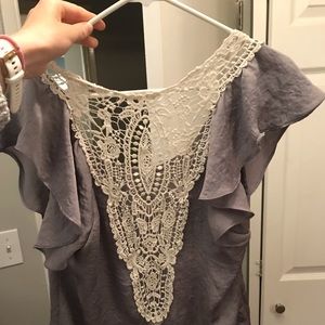 Lush short sleeve shirt- cute back!